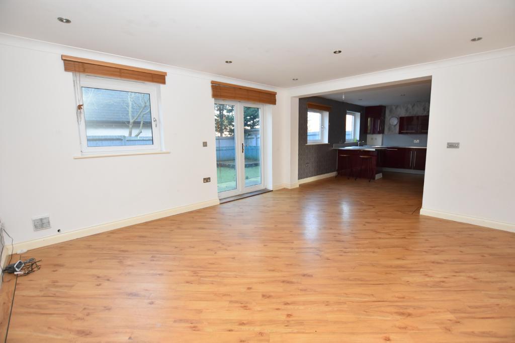 2 Bedroom Apartment For Sale in Dickens Court, Brockhall Village, BB6