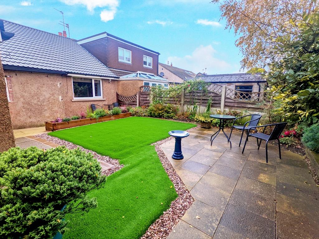 2 Bedroom Bungalow For Sale in Park Avenue, Clitheroe, BB7