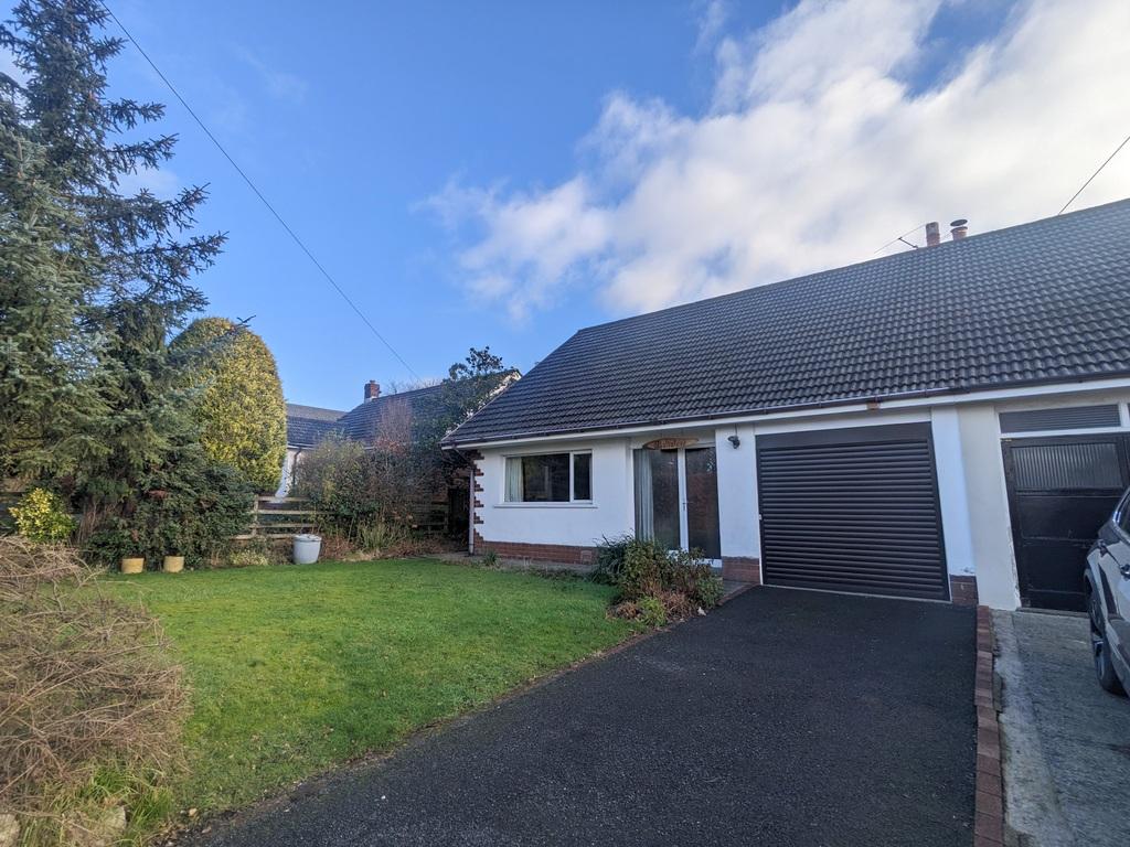 3 Bedroom SemiDetached For Sale in Salthill Road, Clitheroe, BB7