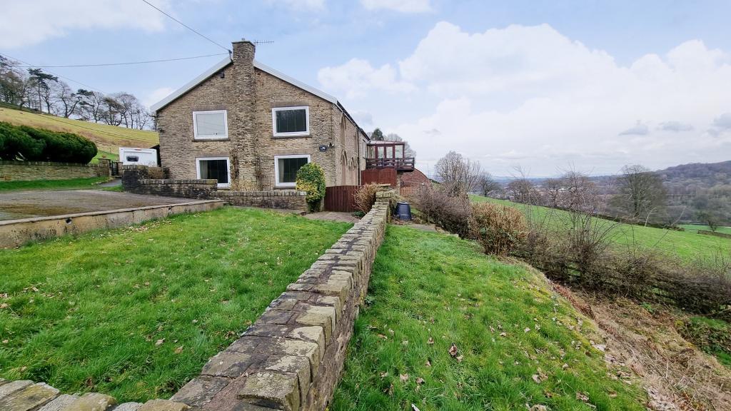 3 Bedroom SemiDetached For Sale in Whalley Banks, Whalley, BB7