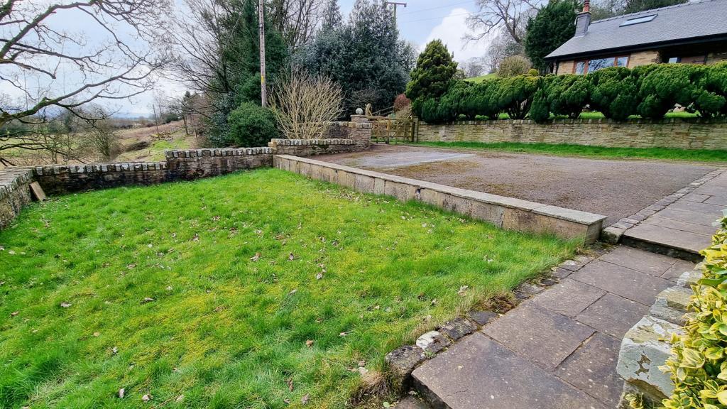 3 Bedroom SemiDetached For Sale in Whalley Banks, Whalley, BB7