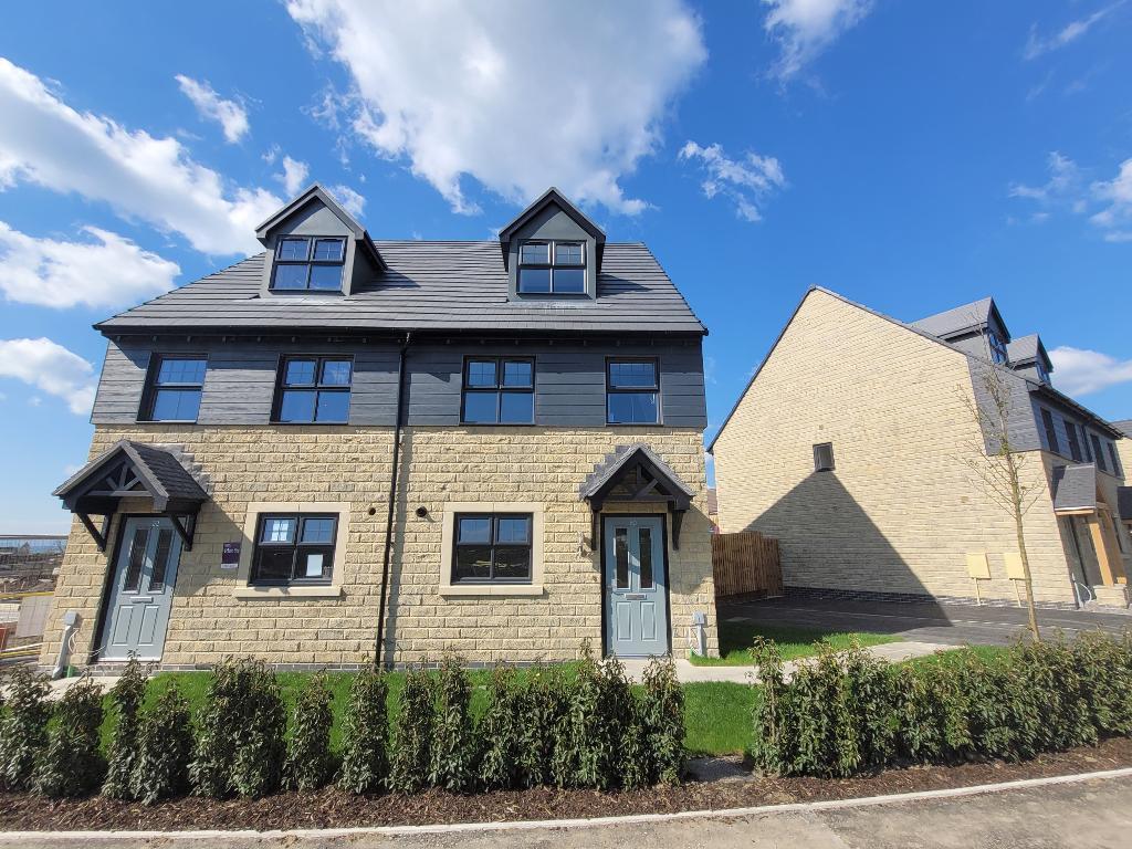 3 Bedroom SemiDetached To Rent in Higher Standen Drive, Clitheroe, BB7