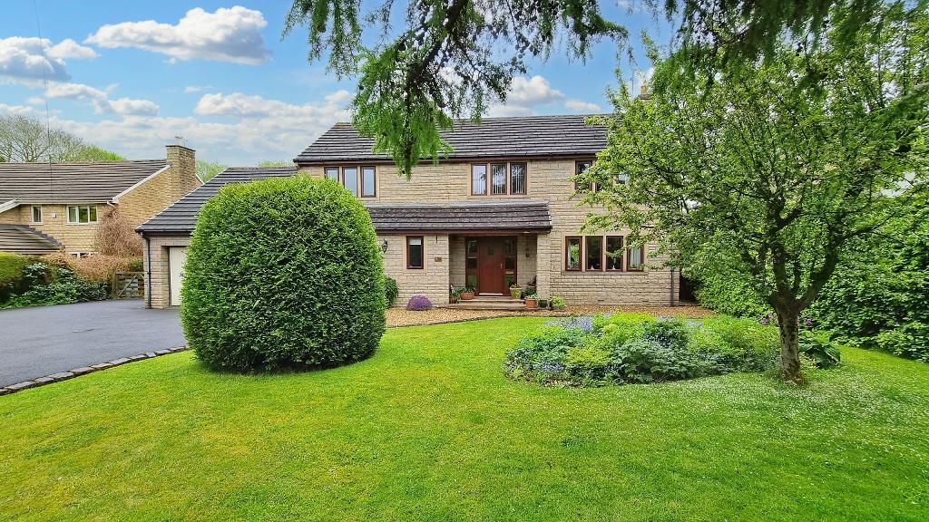 4 Bedroom Detached For Sale in Whiteacre Lane, Barrow, Clitheroe, BB7