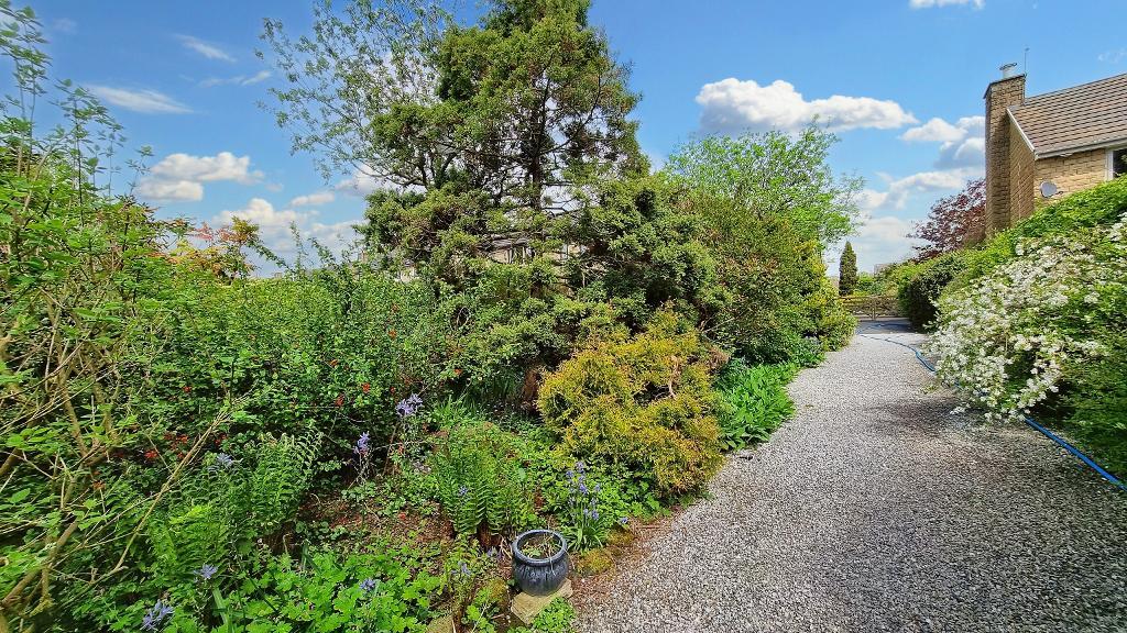 4 Bedroom Detached For Sale in Whiteacre Lane, Barrow, Clitheroe, BB7