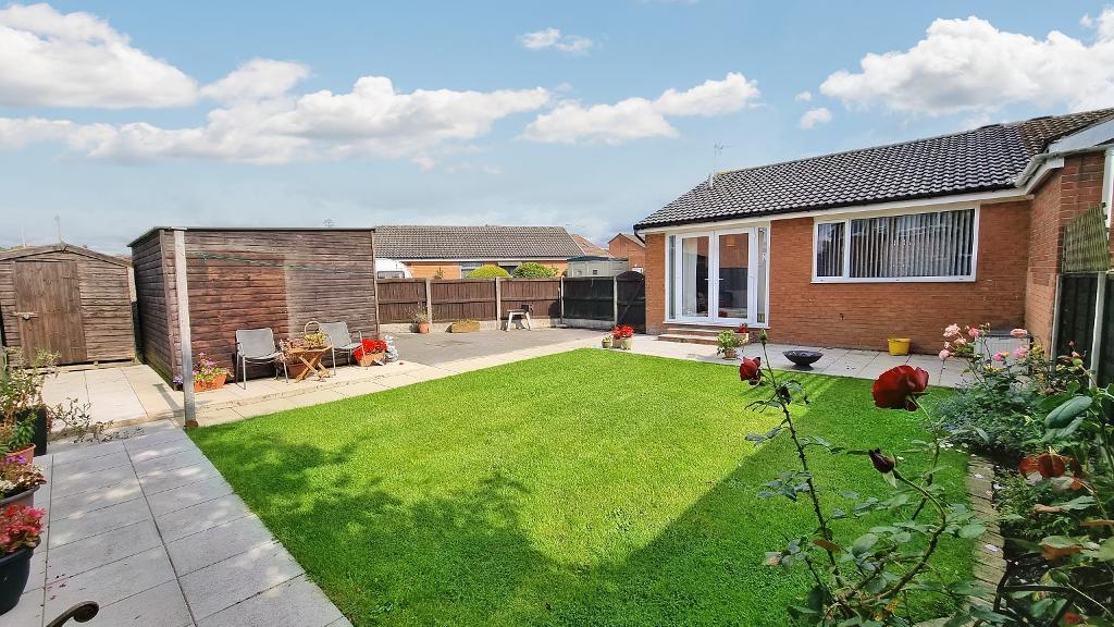 2 Bedroom Bungalow For Sale in Dunster Grove, Clitheroe, BB7