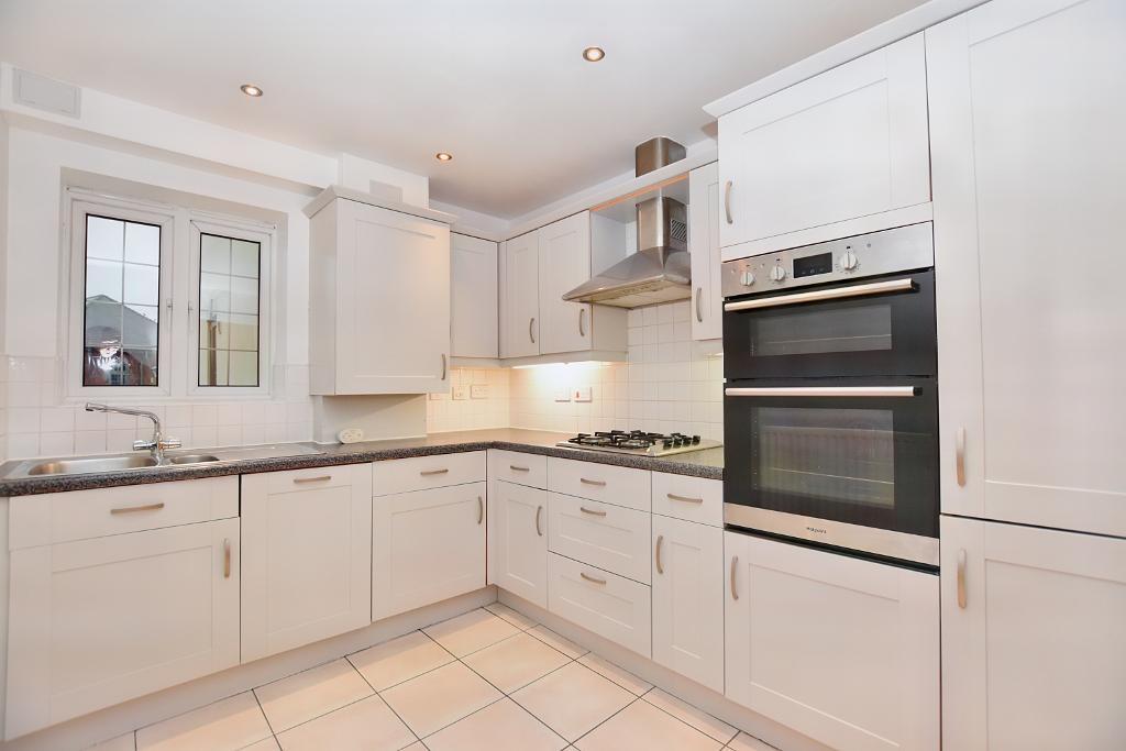 3 Bedroom Apartment For Sale in Lynwood Close, Whalley, BB7