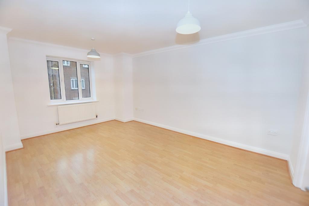 3 Bedroom Apartment For Sale in Lynwood Close, Whalley, BB7