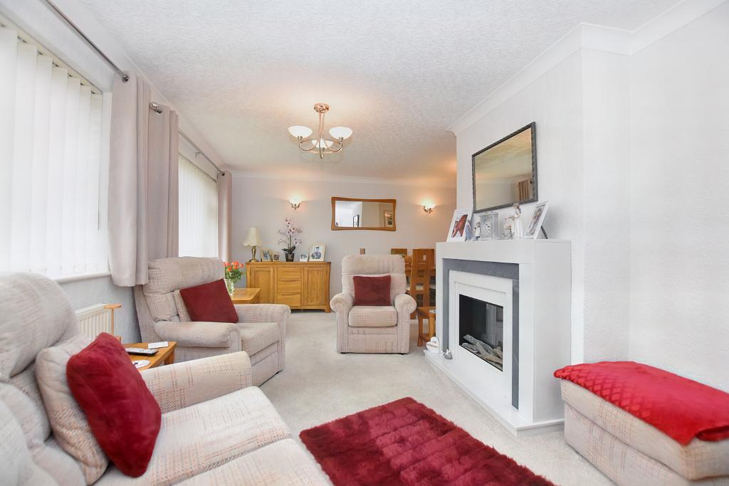 3 Bedroom Detached For Sale in Woodcrest, Wilpshire, Blackburn, BB1