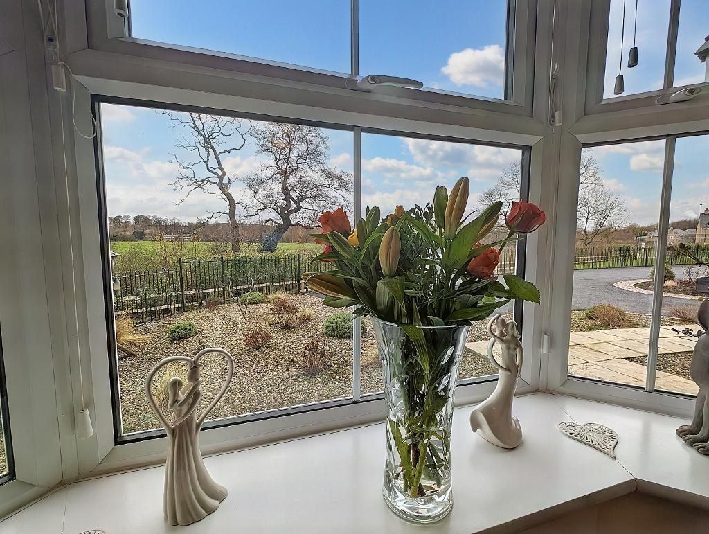 4 Bedroom Detached For Sale in Pinnock Drive, Waddow Heights, Clitheroe