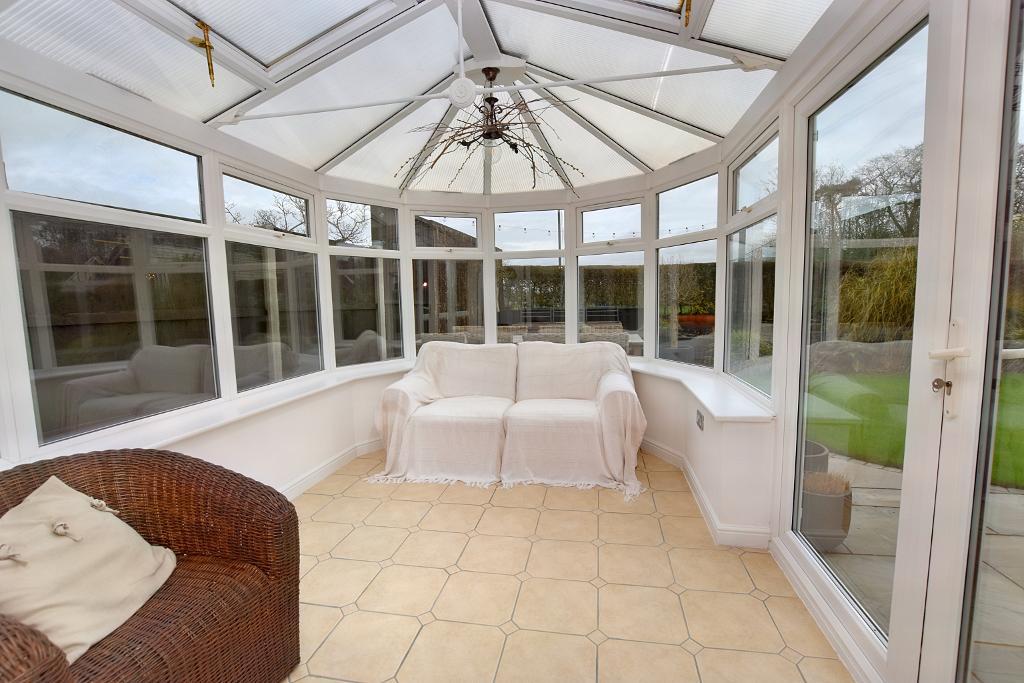 4 Bedroom Detached For Sale in Elm Tree Grove, Brockhall Village, BB6