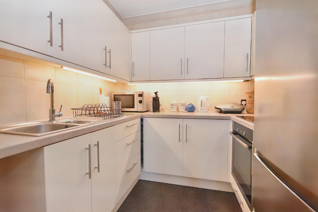 2 Bedroom Apartment For Sale in Well Court, Clitheroe, BB7