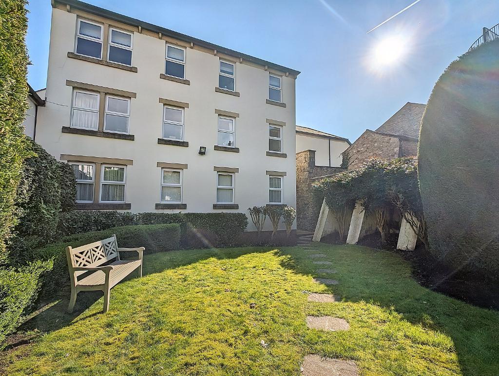 1 Bedroom Apartment For Sale in Bowland Court, Clitheroe, BB7