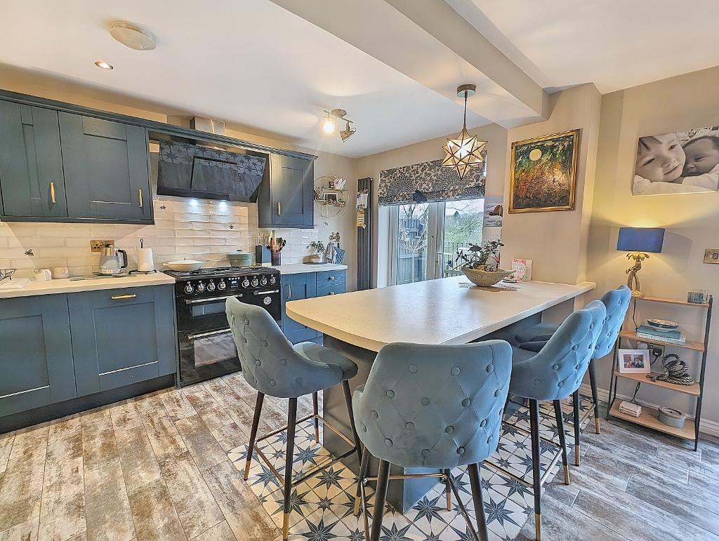 4 Bedroom Detached For Sale in Chapel Close, Low Moor, Clitheroe, BB7