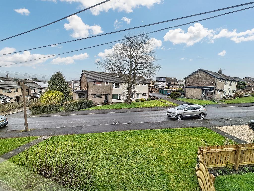 2 Bedroom Apartment For Sale in Highfield Road, Clitheroe, BB7