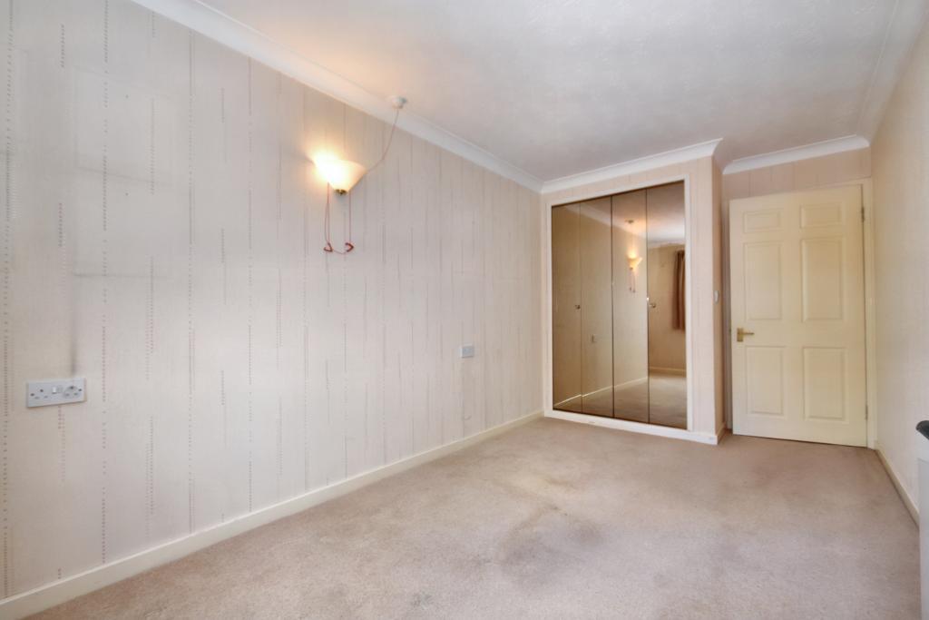 2 Bedroom Apartment For Sale in Well Court, Clitheroe, BB7