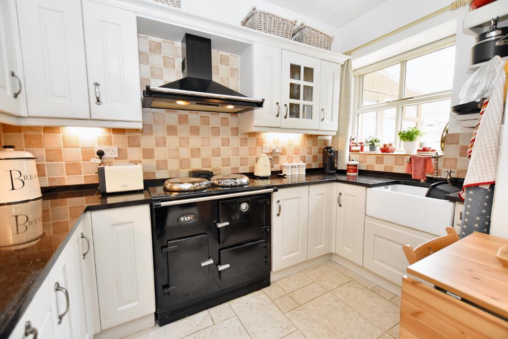 4 Bedroom SemiDetached For Sale in Whalley Road, Sabden, BB7