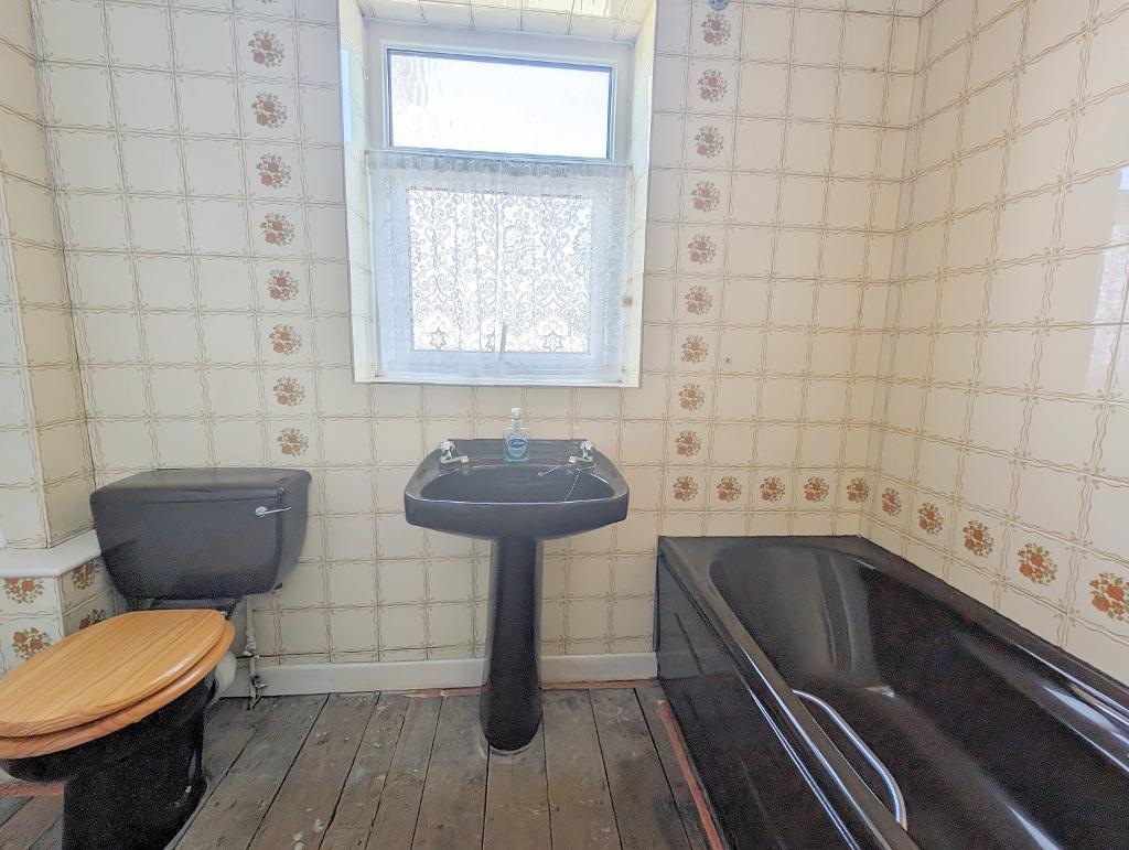 2 Bedroom End Terraced For Sale in Abbey View, Billington, Clitheroe, BB7