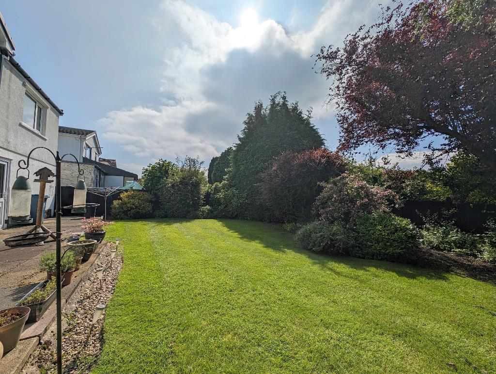 4 Bedroom Detached For Sale in Edisford Road, Clitheroe, BB7