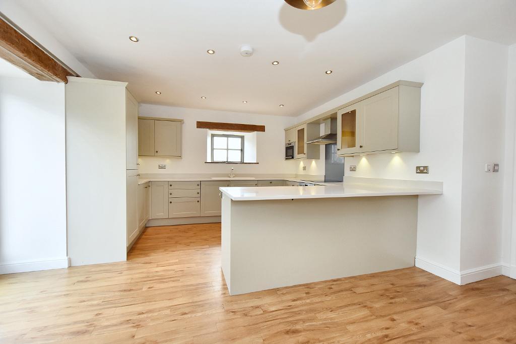 4 Bedroom Barn Conversion For Sale in Clitheroe Road, Mitton, Clitheroe