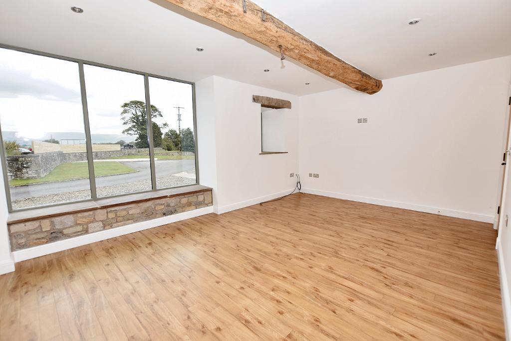 4 Bedroom Barn Conversion For Sale in Clitheroe Road, Mitton, Clitheroe