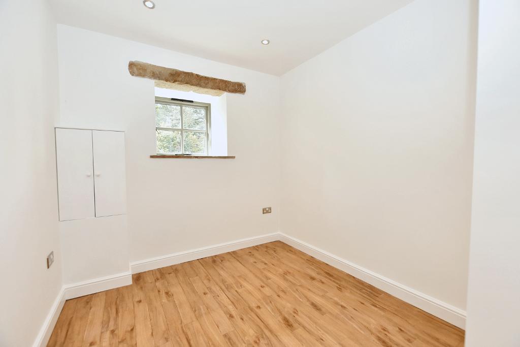 4 Bedroom Barn Conversion For Sale in Clitheroe Road, Mitton, Clitheroe