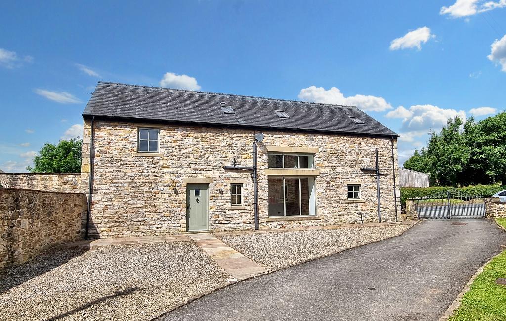 4 Bedroom Barn Conversion For Sale in Clitheroe Road, Mitton, Clitheroe