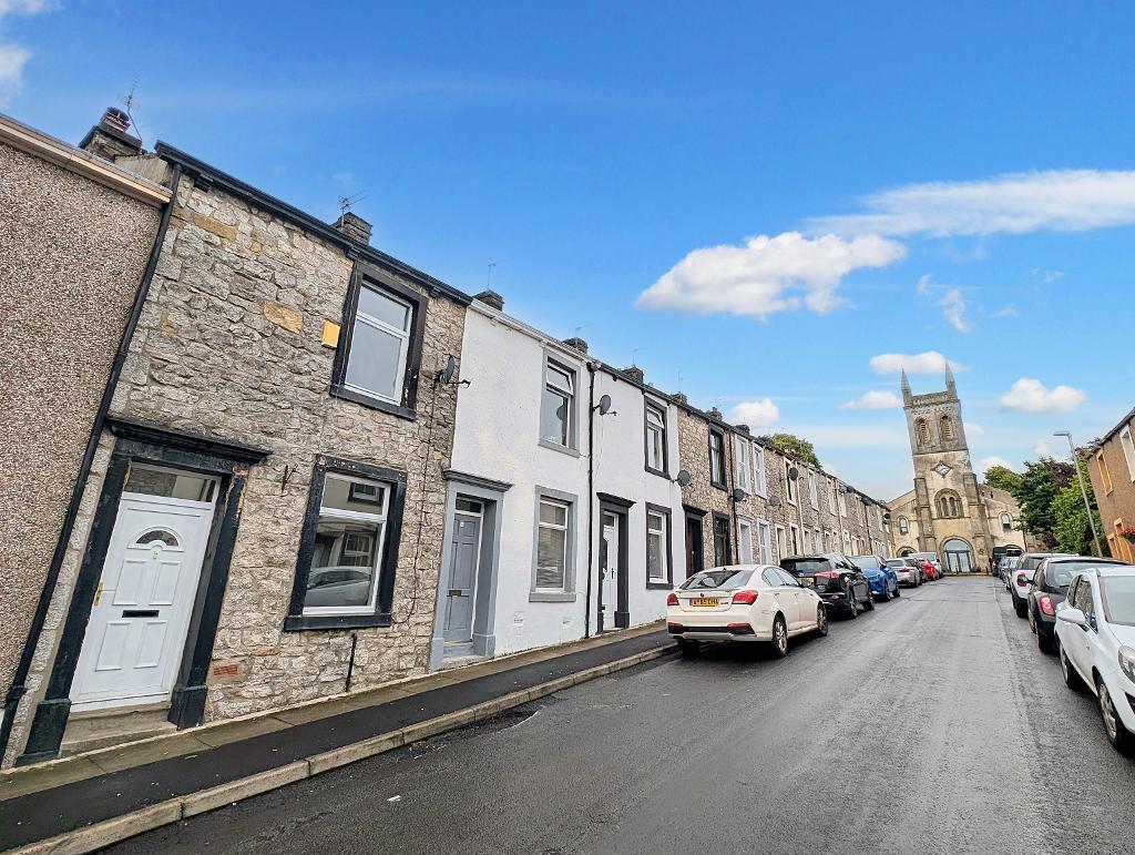 2 Bedroom Terraced For Sale in St James Street, CLITHEROE, BB7