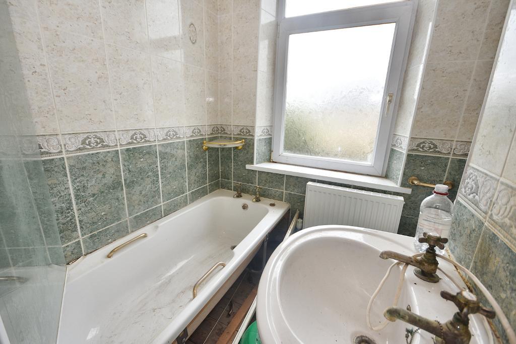 2 Bedroom Terraced For Sale in St James Street, CLITHEROE, BB7