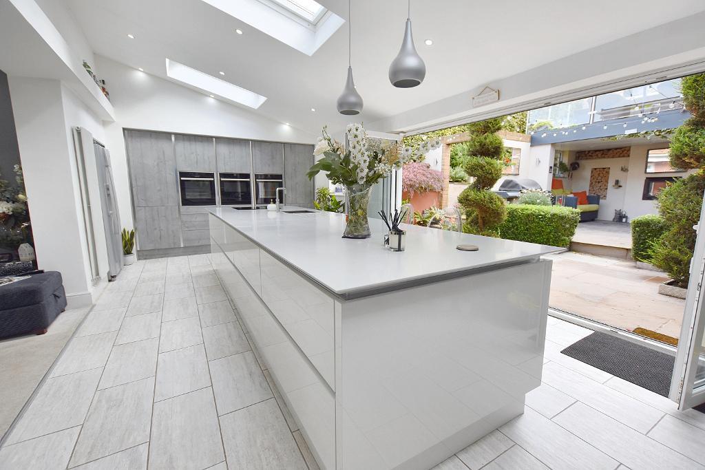 St Marys Drive, Langho, BB6 8DL