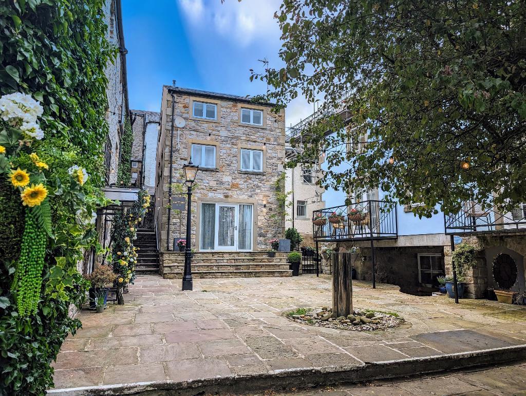 Saddlers Mews, Clitheroe, BB7 1AF