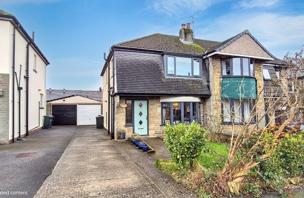 Warwick Drive, Clitheroe, BB7 2BG