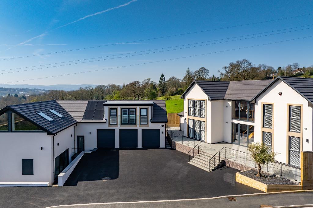 Trough Laithe Gardens, Barrowford, BB9 6FZ