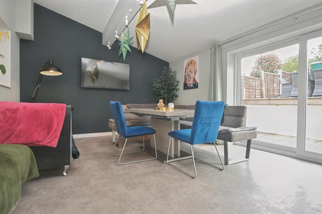 Darkwood Crescent, Chatburn, Clitheroe, Lancashire, BB7 4AL