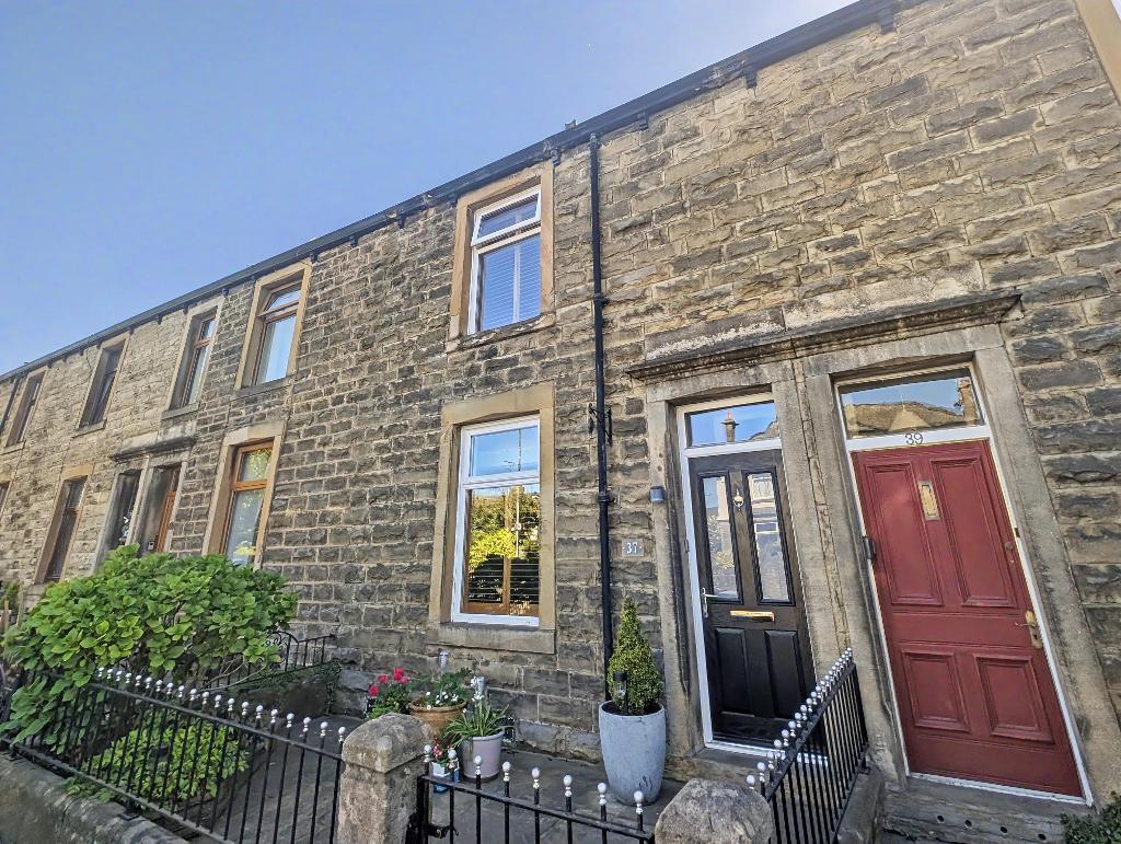 Waddington Road, Clitheroe, Lancashire, BB7 2HJ