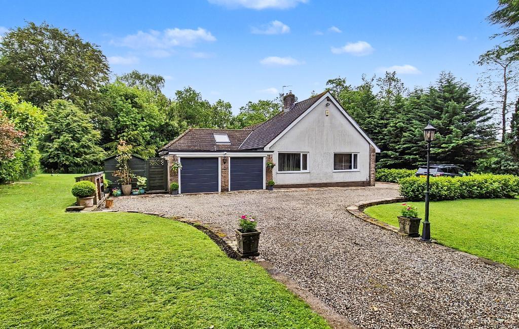 Eaves Hall Lane, West Bradford, Clitheroe, BB7 3JG