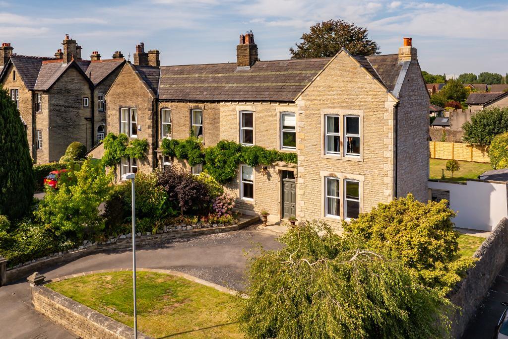 Waddington Road, Clitheroe, BB7 2HN